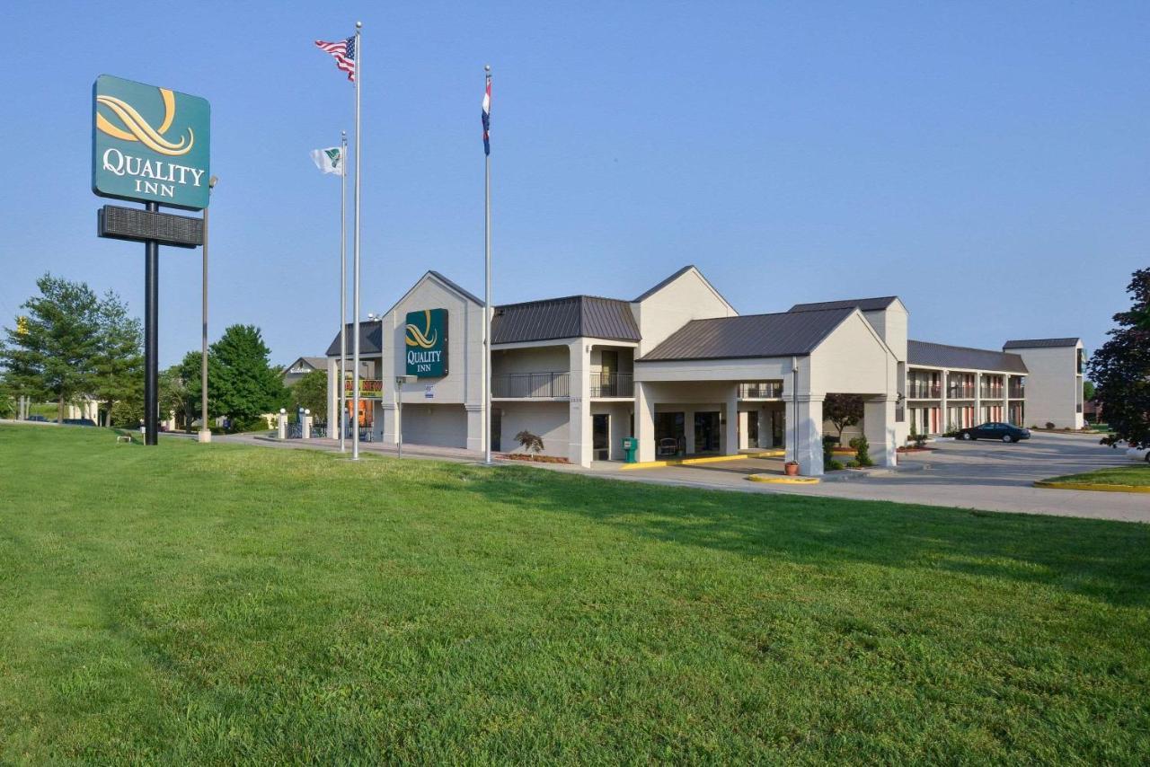 Quality Us65 & E Battlefield Rd Inn 2*